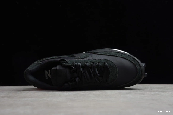 Black Nylon sacai Waffle Nike LD BV0073-002  0830